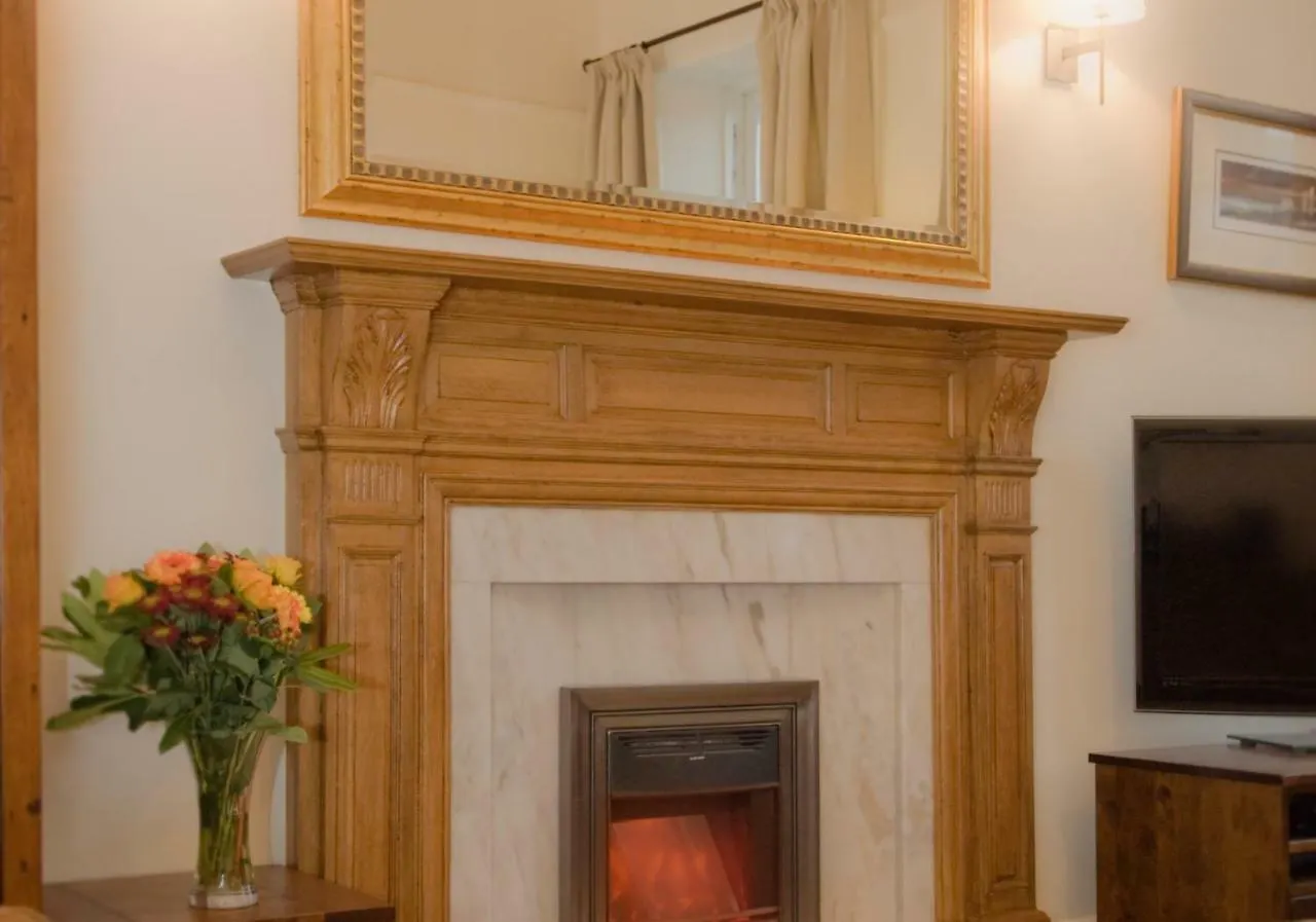 The Lynedoch Place Residence 0*, Edinburgh